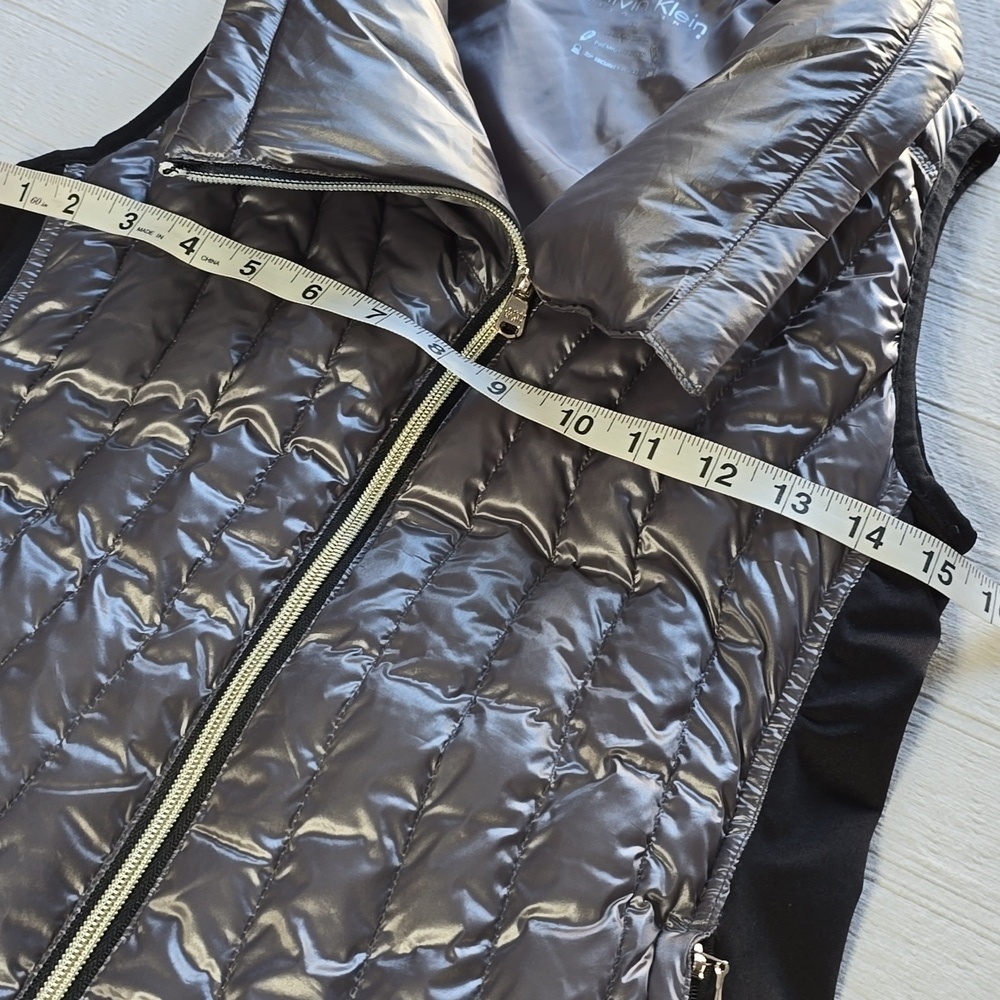Calvin Klein Performance Asymmetrical Down Vest | Gunmetal Gray | Size XS - Picture 9 of 16